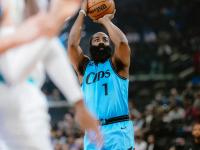 雷竞技-哈登回归赛场，连败首场状态亮眼，快船观众沸腾！的简单介绍