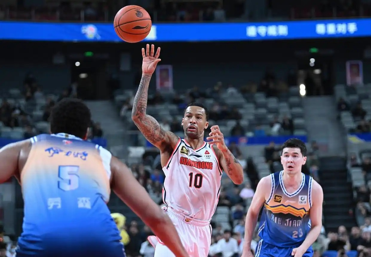 包含NBA总决赛加时末段再迎强敌,广东宏远手感冰凉,主帅态度——话题不断,球队文化再被提及的词条 包含NBA总决赛加时末段再迎强敌,广东宏远手感冰凉,主帅态度——话题不断,球队文化再被提及的词条