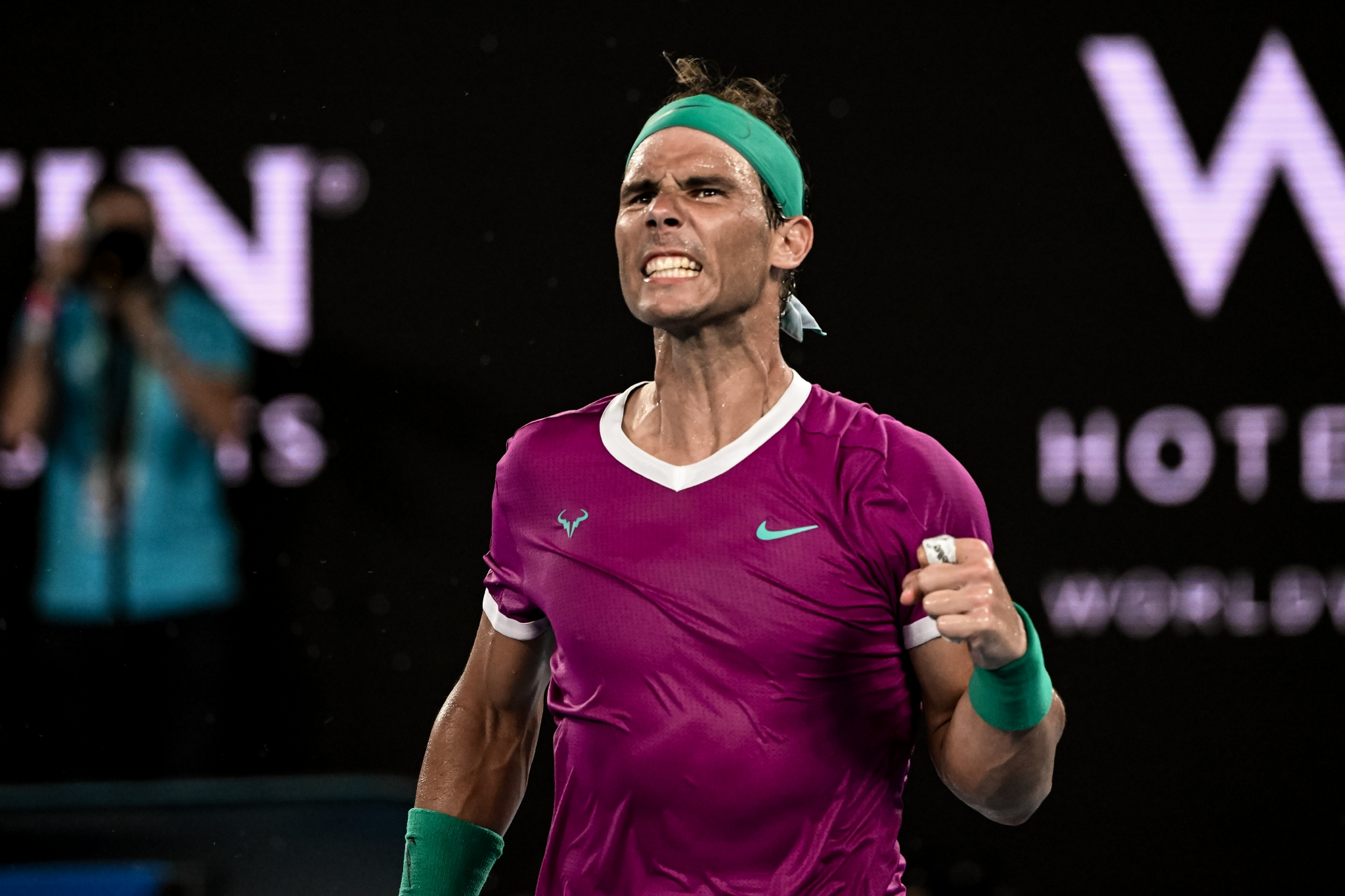  纳达尔在切尔西比赛中逆转,逆转引发热议是什么 